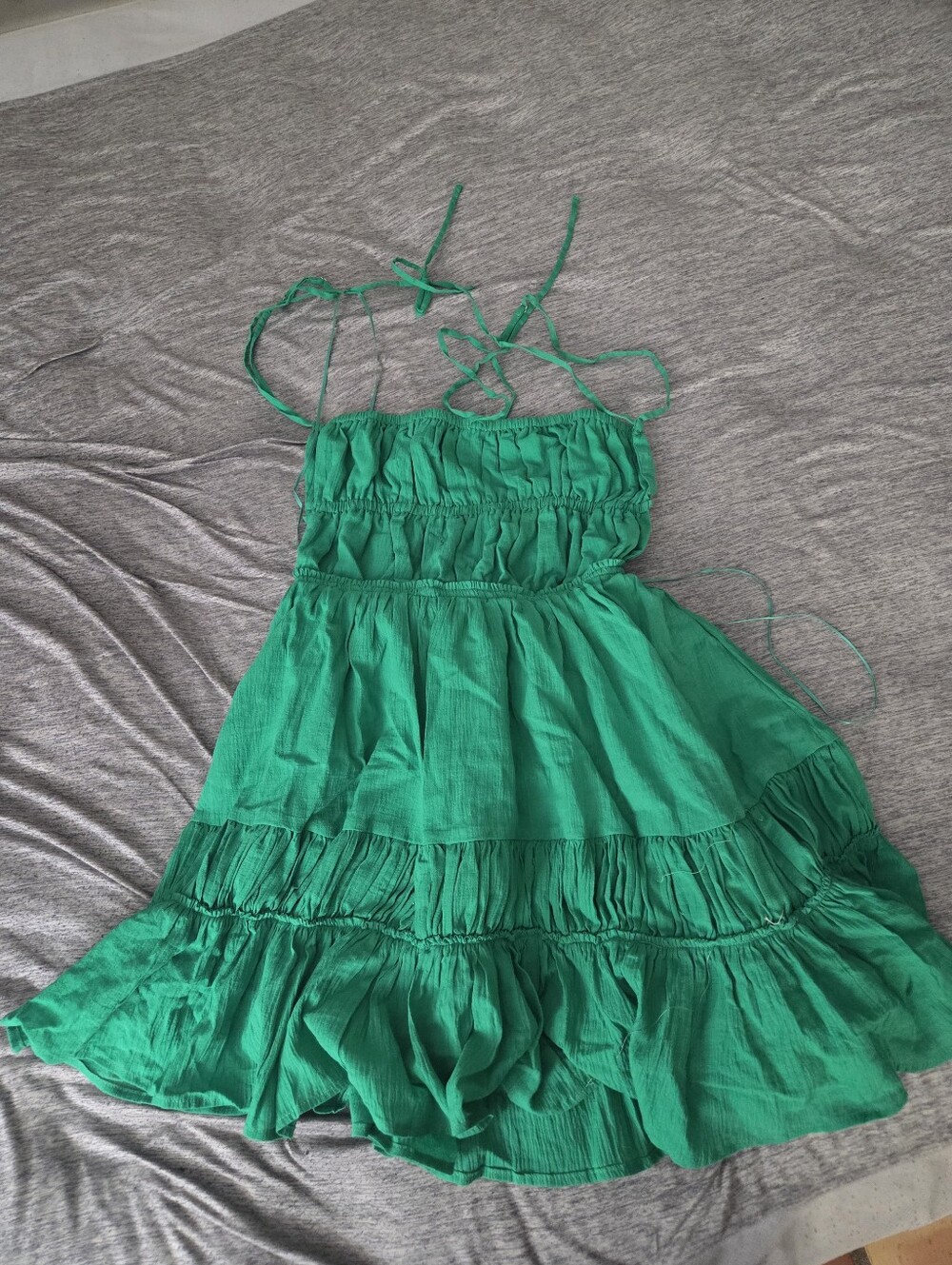 Sun Whisper Fit&Flare Mini Women’s Dress Kelly Green, Spaghetti Straps Open Back - Picture 4 of 6